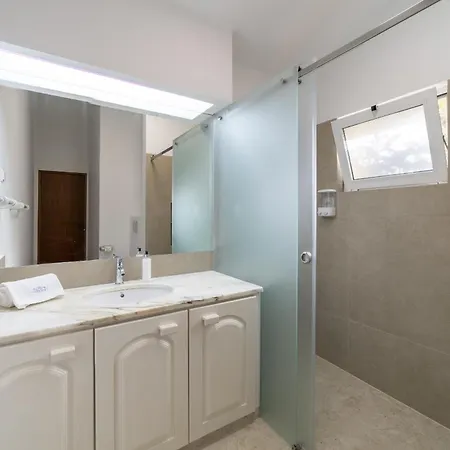 Villa Casa Carvalho *