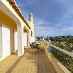 Casa Carvalho *