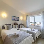 Casa Carvalho * קארבואירו