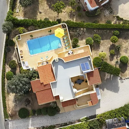 וילה Casa Carvalho קארבואירו