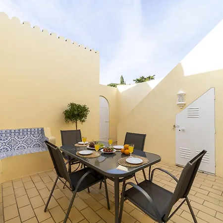 Casa Carvalho Villa *