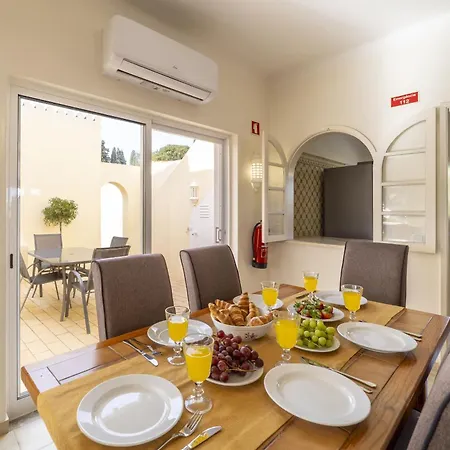 וילה Casa Carvalho *