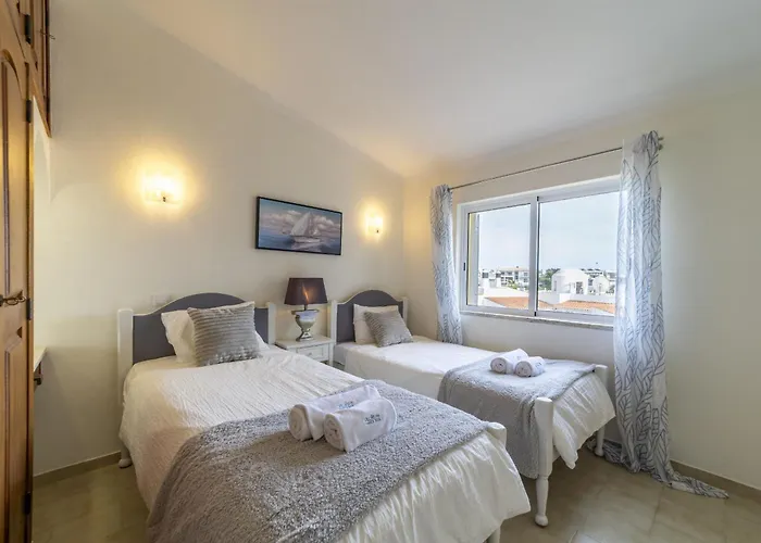 Casa Carvalho * Carvoeiro (Lagoa)